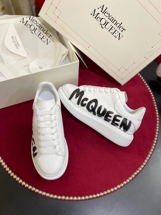 Mc Queen Edition White