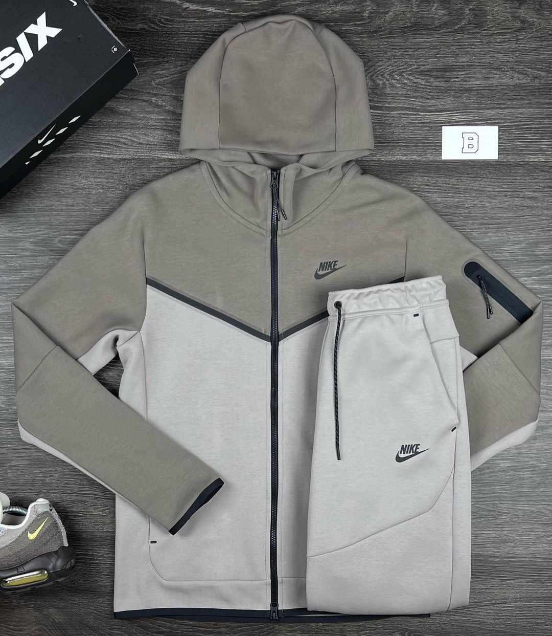 Tech Fleece